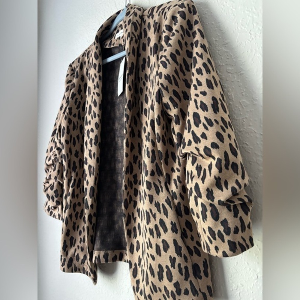 Eesome Animal Print Jacket - Tan and Black - Women’s size s